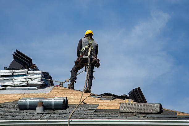 Professional Roofing technician working in McMinnville, OR